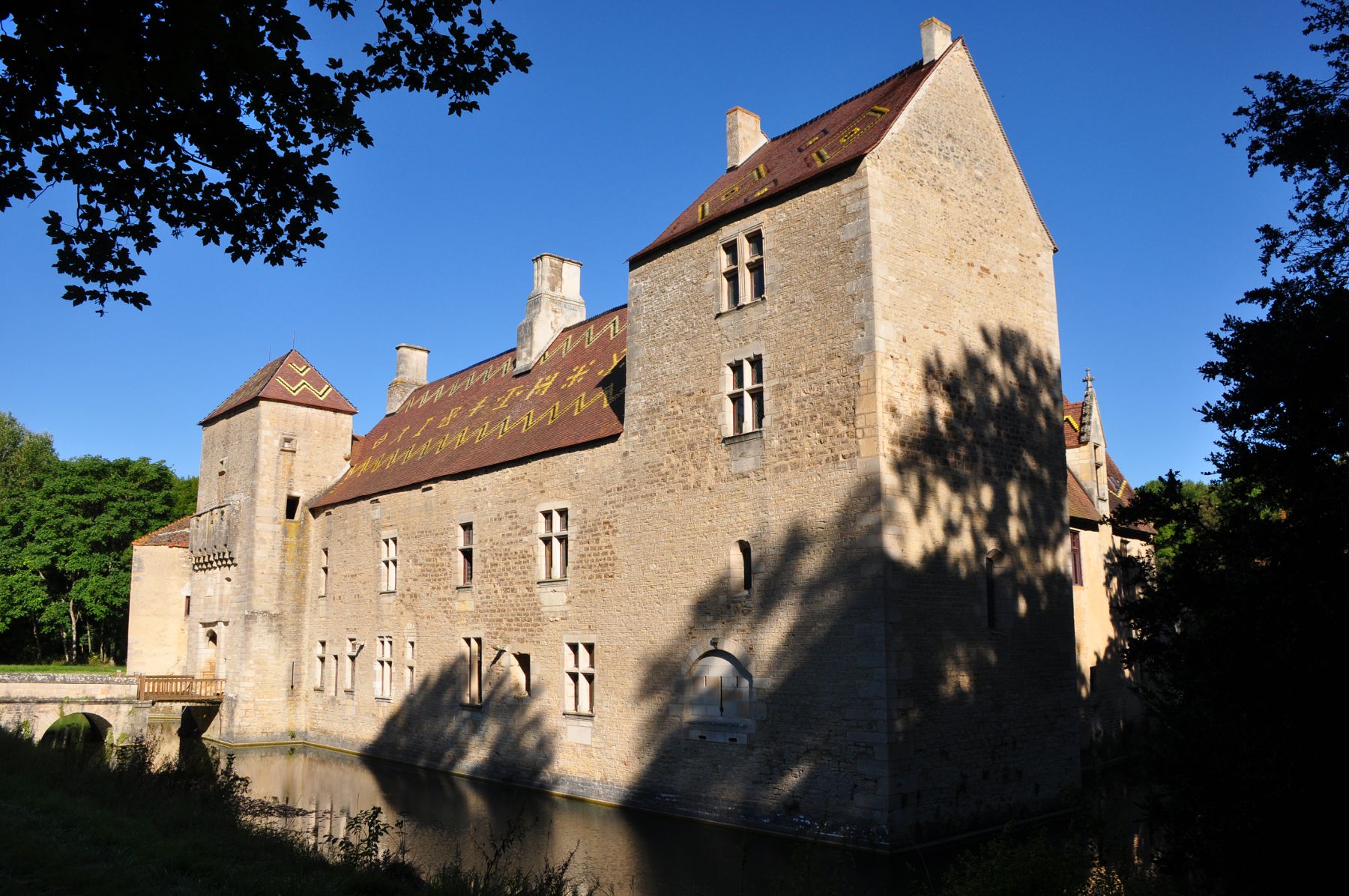 Marigny le Cahouet, Vitteaux